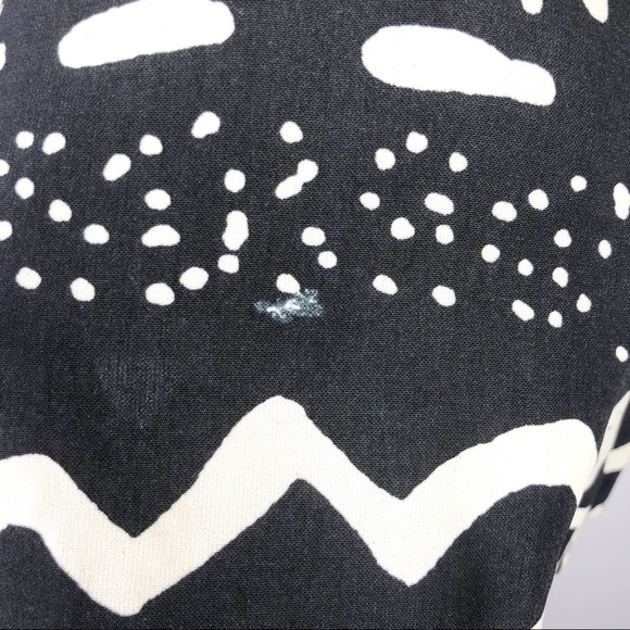 Very Jo Black & Cream Top - Picture 7 of 8